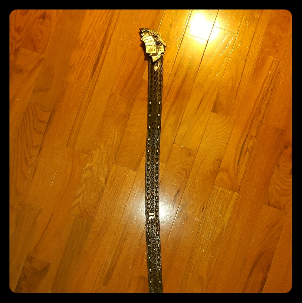 Genuine leather belt  With buckle